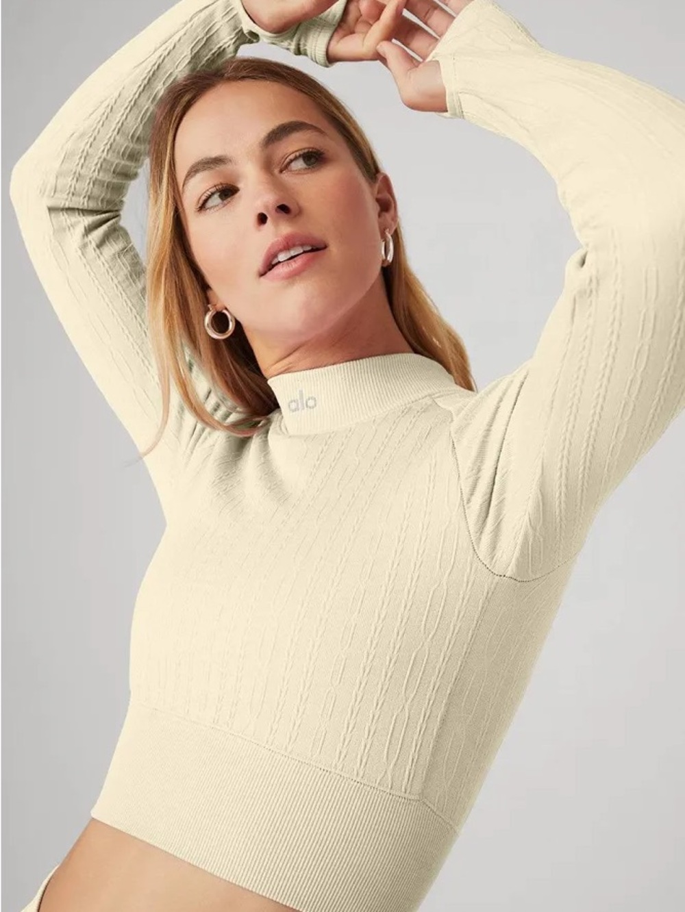 NWOT ALO Yoga Seamless Cable Knit Long Sleeve Crop Top in French Vanilla